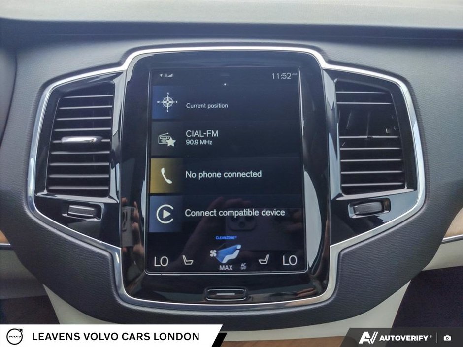2020 Volvo XC90 MOMENTUM-26
