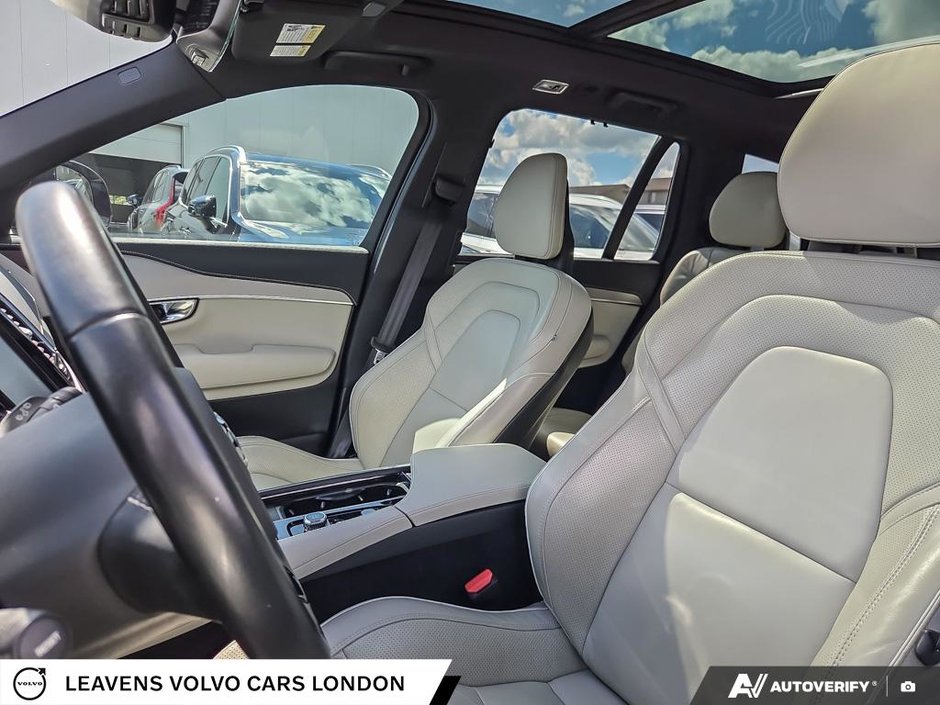 2021 Volvo XC90 R-DESIGN-26