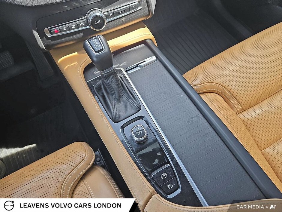 2022 Volvo XC90 INSCRIPTION-17