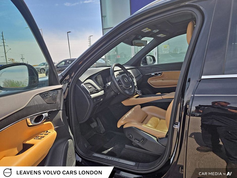 2022 Volvo XC90 INSCRIPTION-29