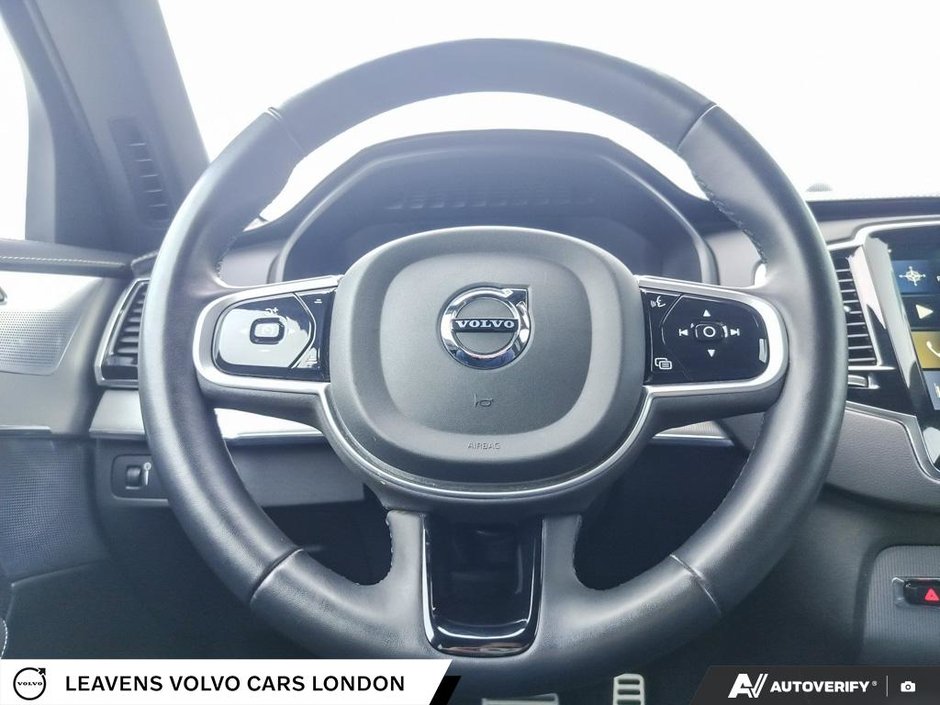 2022 Volvo XC90 R-DESIGN-13