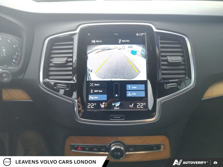 2022 Volvo XC90 MOMENTUM-19