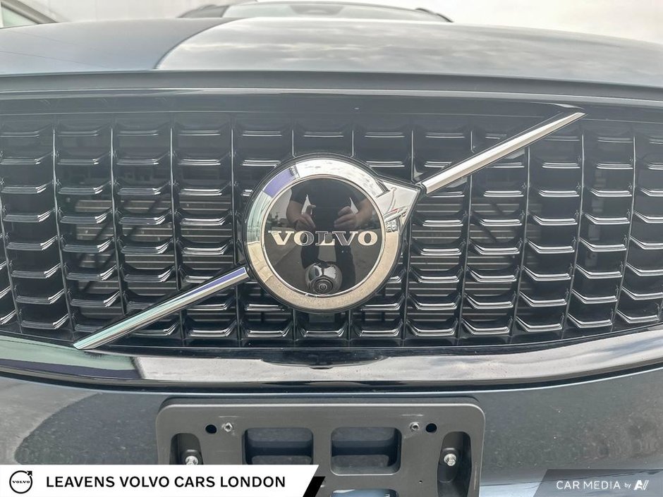 2023 Volvo XC90 ULTIMATE DARK THEME-8