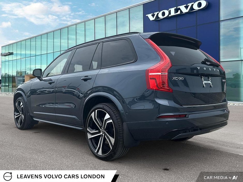 2023 Volvo XC90 ULTIMATE DARK THEME-3