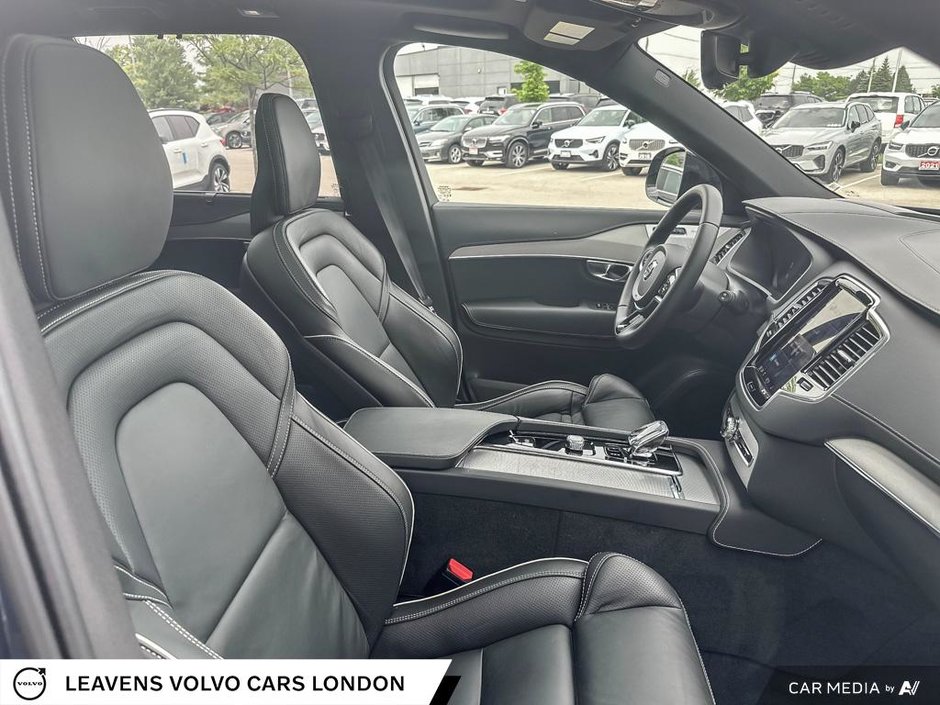 2023 Volvo XC90 ULTIMATE DARK THEME-21