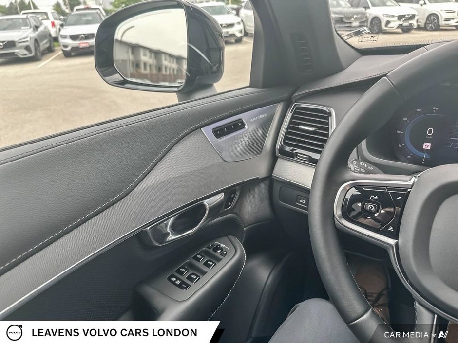 2023 Volvo XC90 ULTIMATE DARK THEME-16