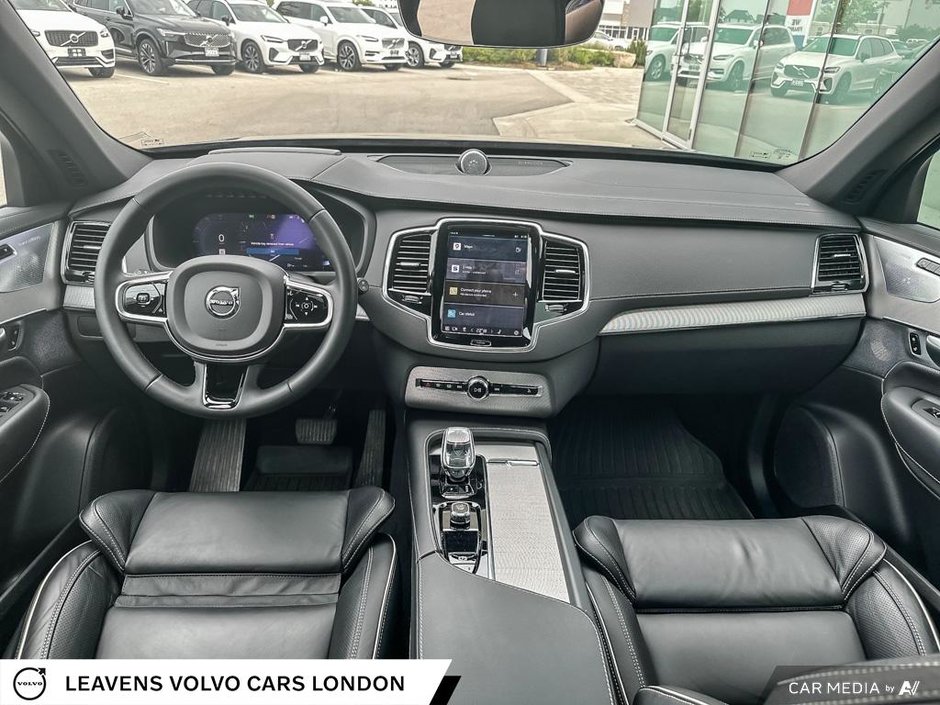 2023 Volvo XC90 ULTIMATE DARK THEME-23