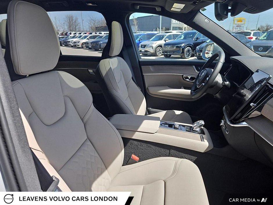 2025 Volvo XC90 PLUS BRIGHT THEME-21