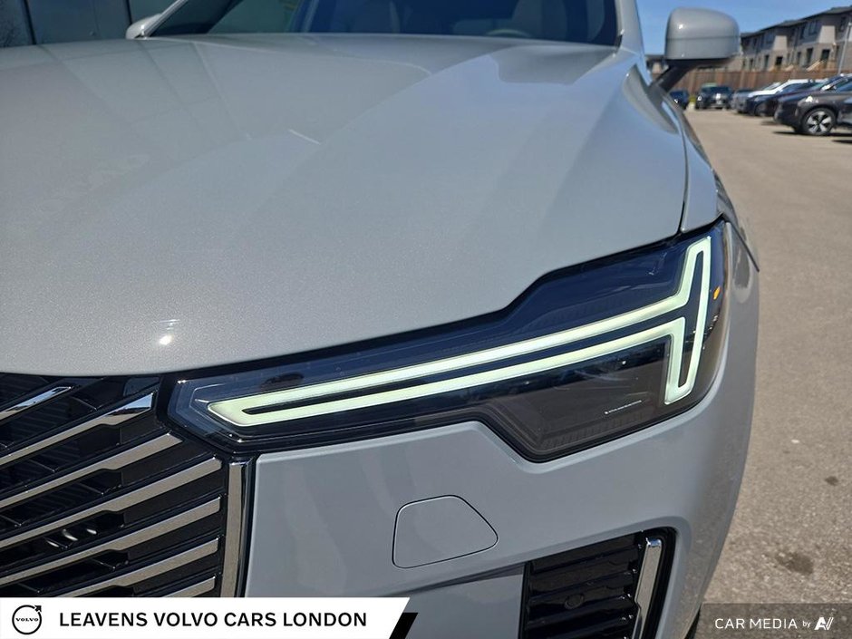 2025 Volvo XC90 PLUS BRIGHT THEME-9