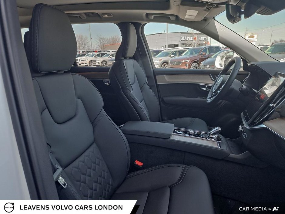 2025 Volvo XC90 PLUS BRIGHT THEME-21