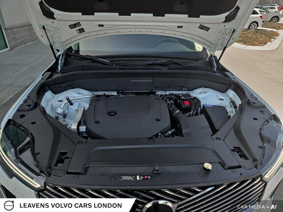 2025 Volvo XC90 PLUS BRIGHT THEME-9