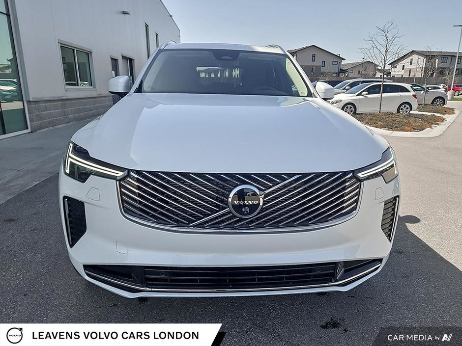 2025 Volvo XC90 PLUS BRIGHT THEME-8