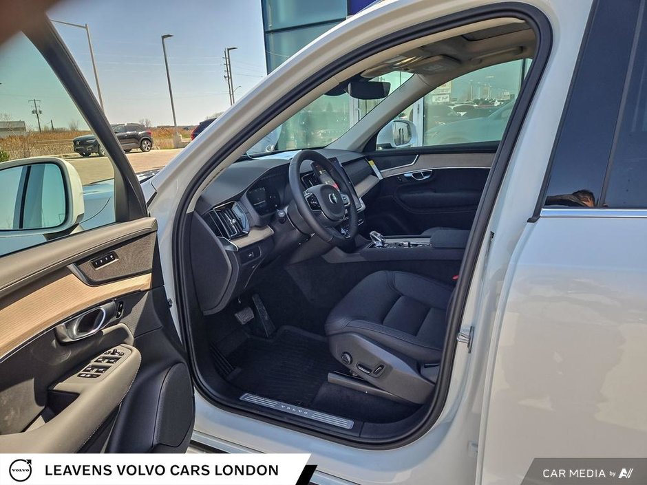 2025 Volvo XC90 PLUS BRIGHT THEME-25
