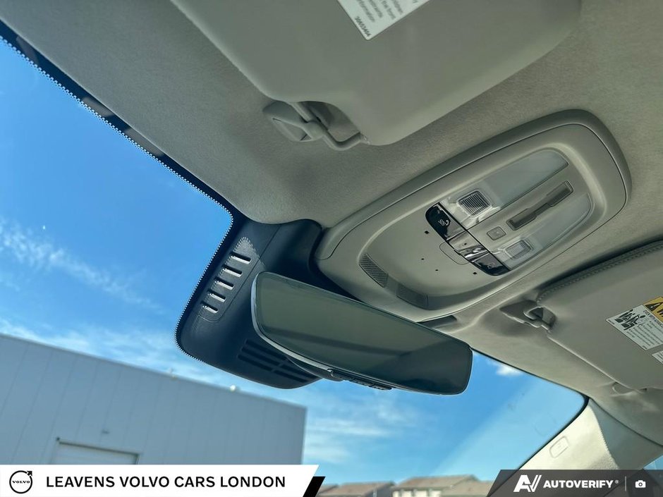2025 Volvo XC90 ULTRA BRIGHT THEME-20