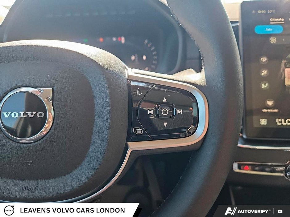 2026 Volvo XC90 ULTRA DARK THEME-15