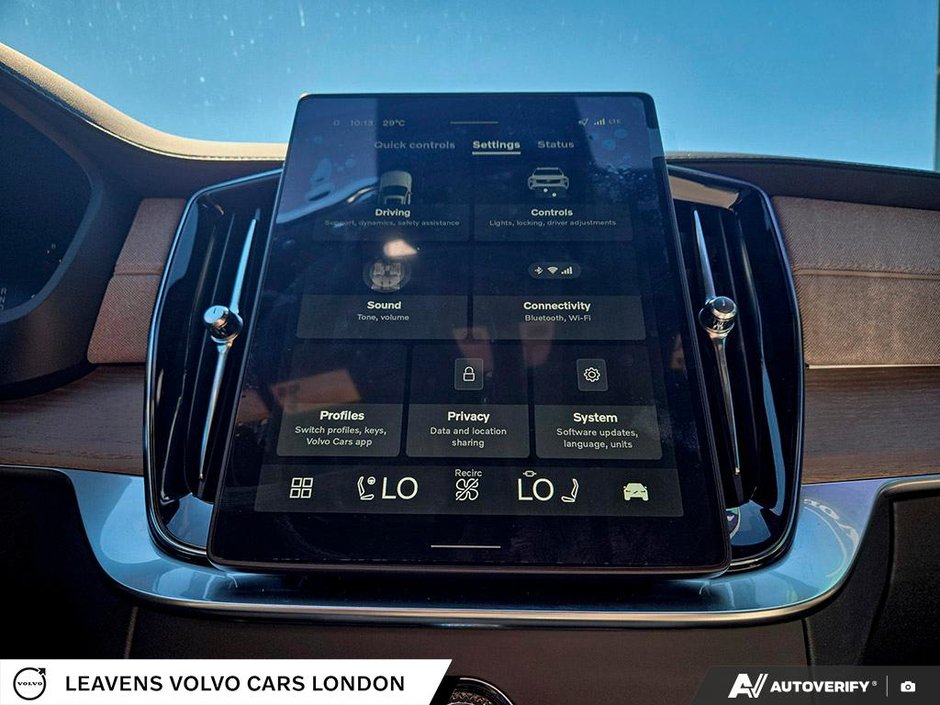 2026 Volvo XC90 PLUS DARK THEME-20
