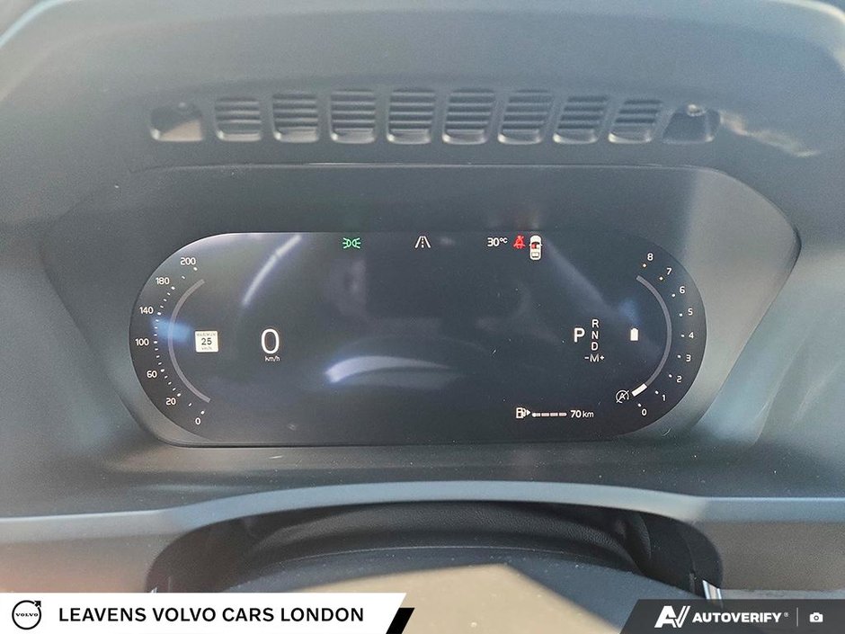 2026 Volvo XC90 PLUS DARK THEME-14