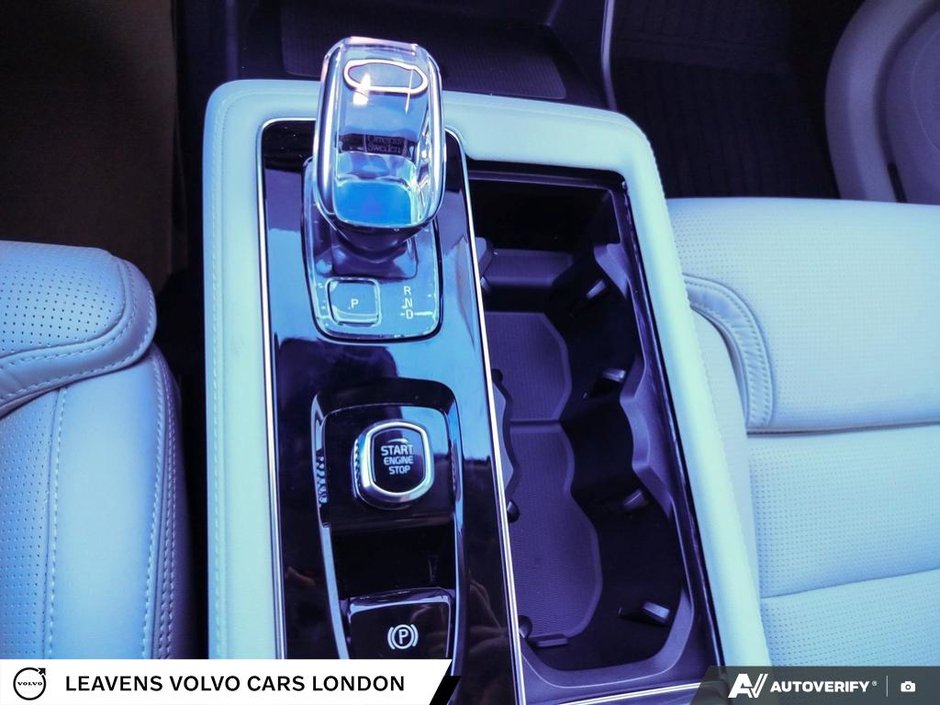 2026 Volvo XC90 ULTRA BRIGHT THEME-17