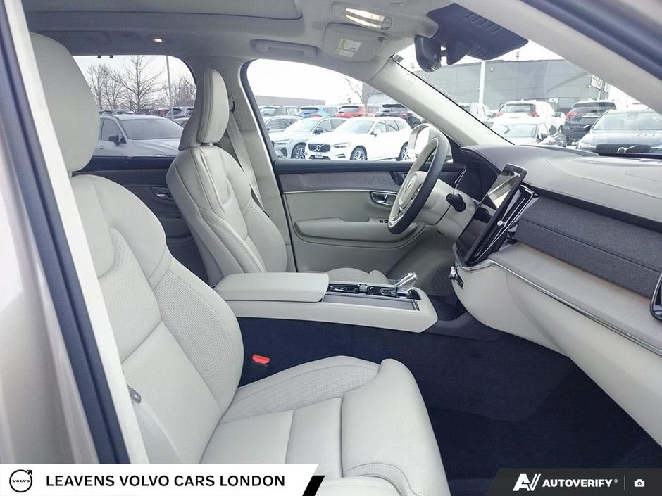 2026 Volvo XC90 ULTRA BRIGHT THEME-25