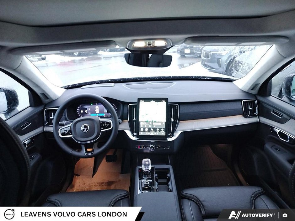 2026 Volvo XC90 ULTRA DARK THEME-23