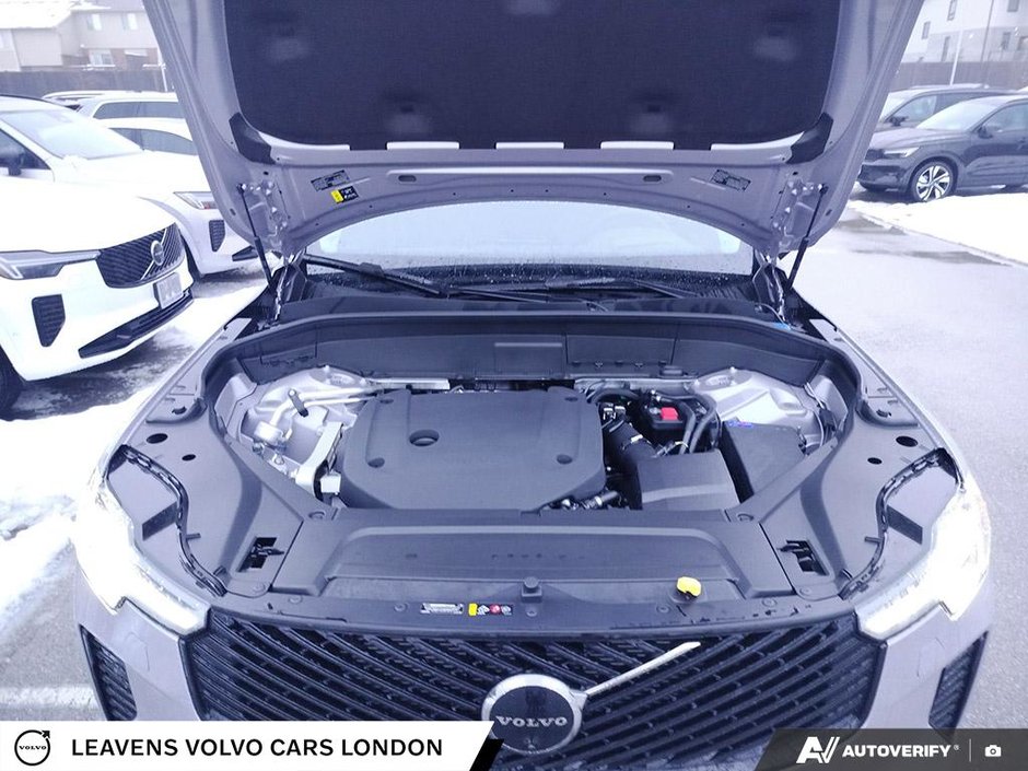 2026 Volvo XC90 ULTRA DARK THEME-9