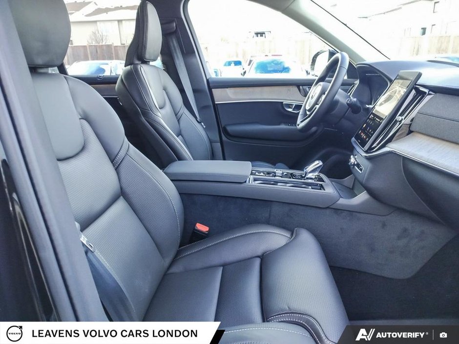 2026 Volvo XC90 ULTRA DARK THEME-21