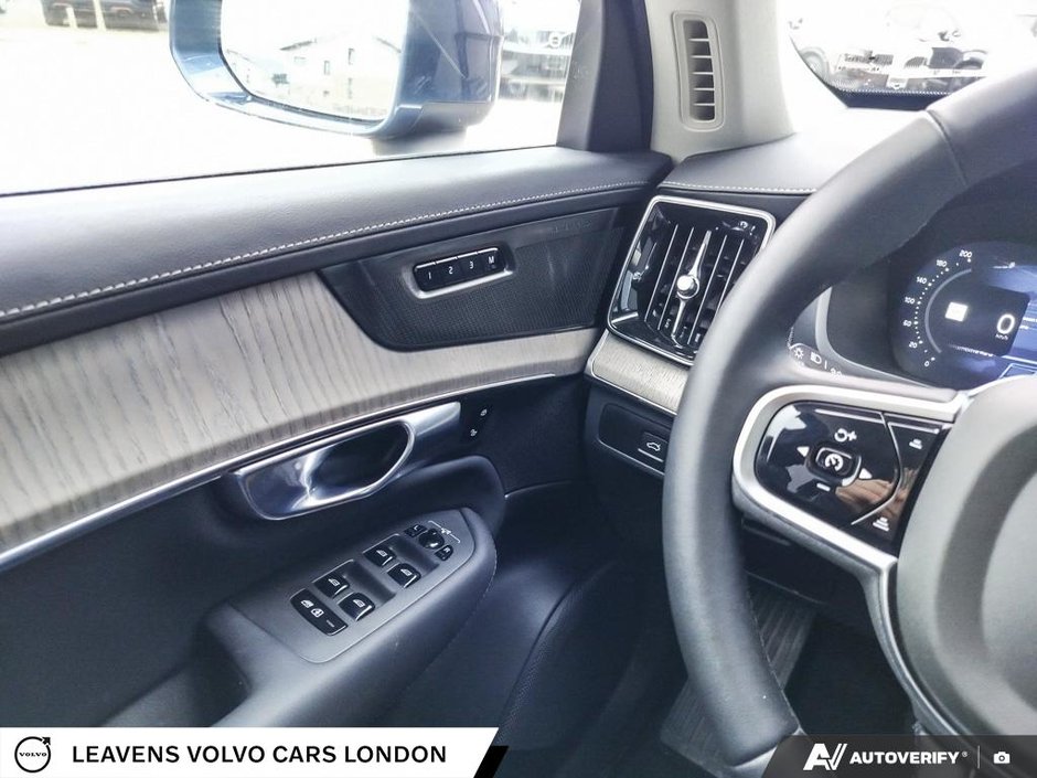 2026 Volvo XC90 ULTRA BRIGHT THEME-16