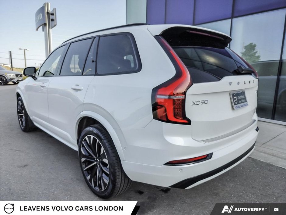 2026 Volvo XC90 PLUS DARK THEME-10