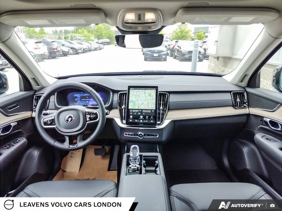 2026 Volvo XC90 PLUS DARK THEME-23
