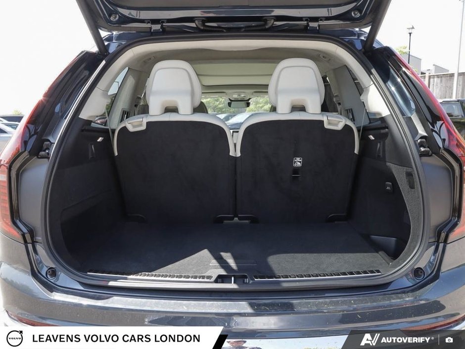 2027 Volvo XC90 ULTRA BRIGHT THEME-10
