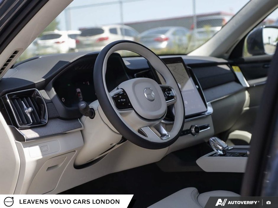 2027 Volvo XC90 ULTRA BRIGHT THEME-12