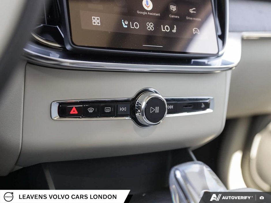 2027 Volvo XC90 ULTRA BRIGHT THEME-19