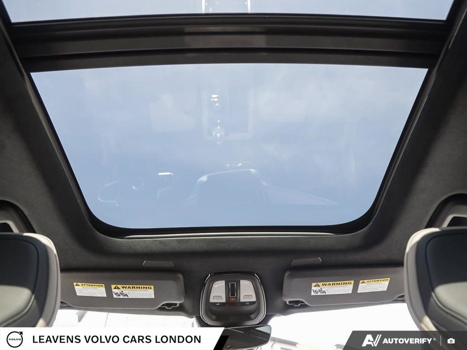 2027 Volvo XC90 ULTRA BRIGHT THEME-25