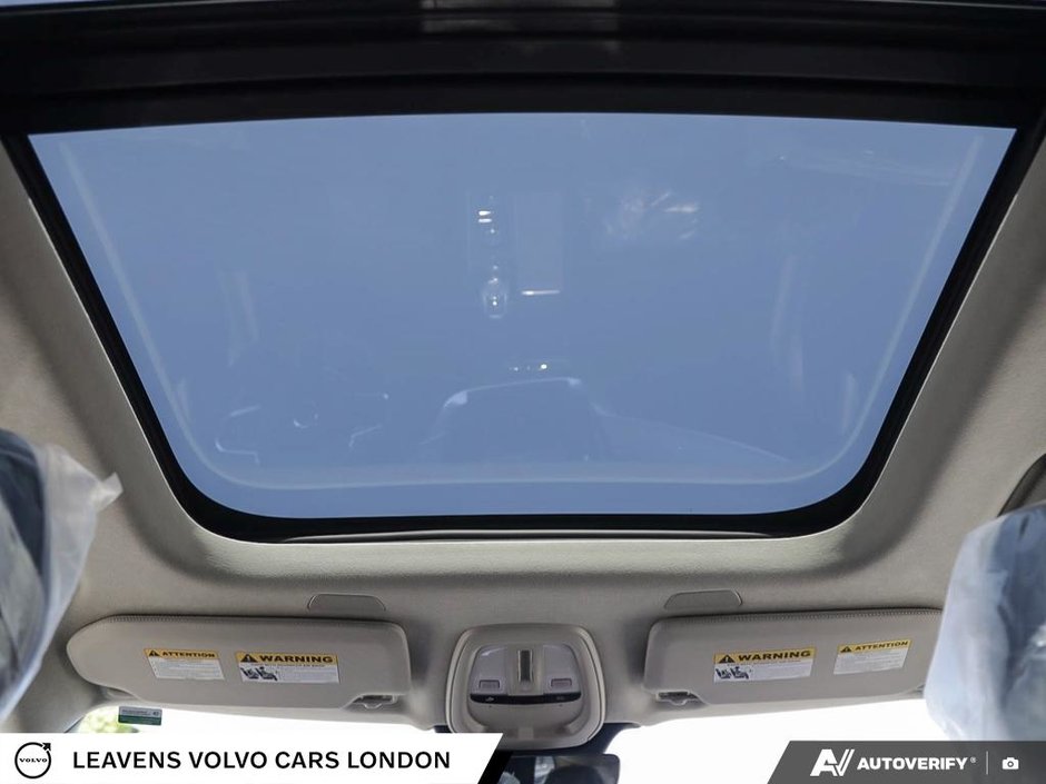 2027 Volvo XC90 ULTRA DARK THEME-25