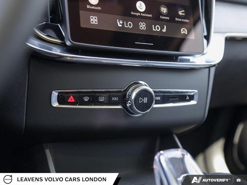2027 Volvo XC90 ULTRA DARK THEME-19