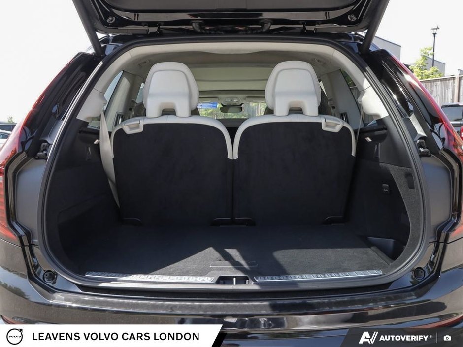 2027 Volvo XC90 ULTRA DARK THEME-10