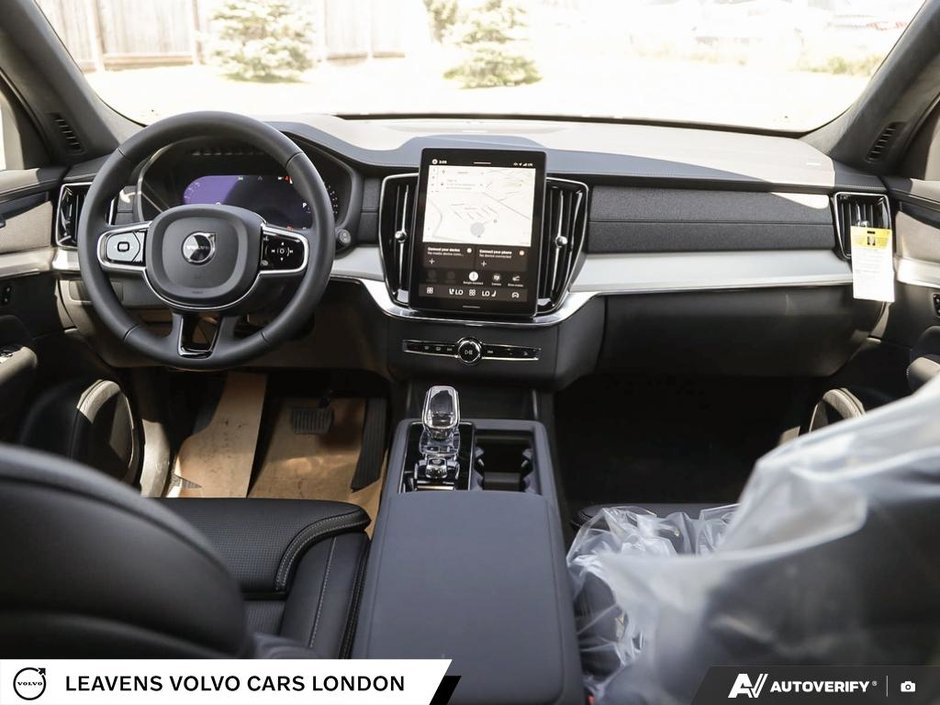 2027 Volvo XC90 ULTRA BLACK EDITION-24