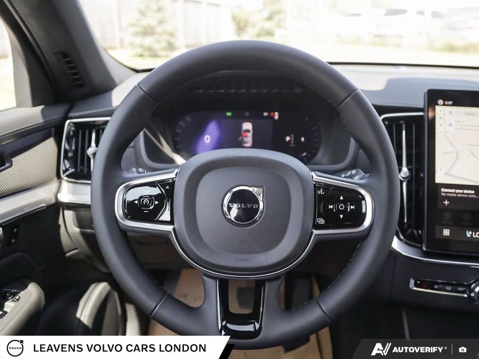 2027 Volvo XC90 ULTRA BLACK EDITION-13
