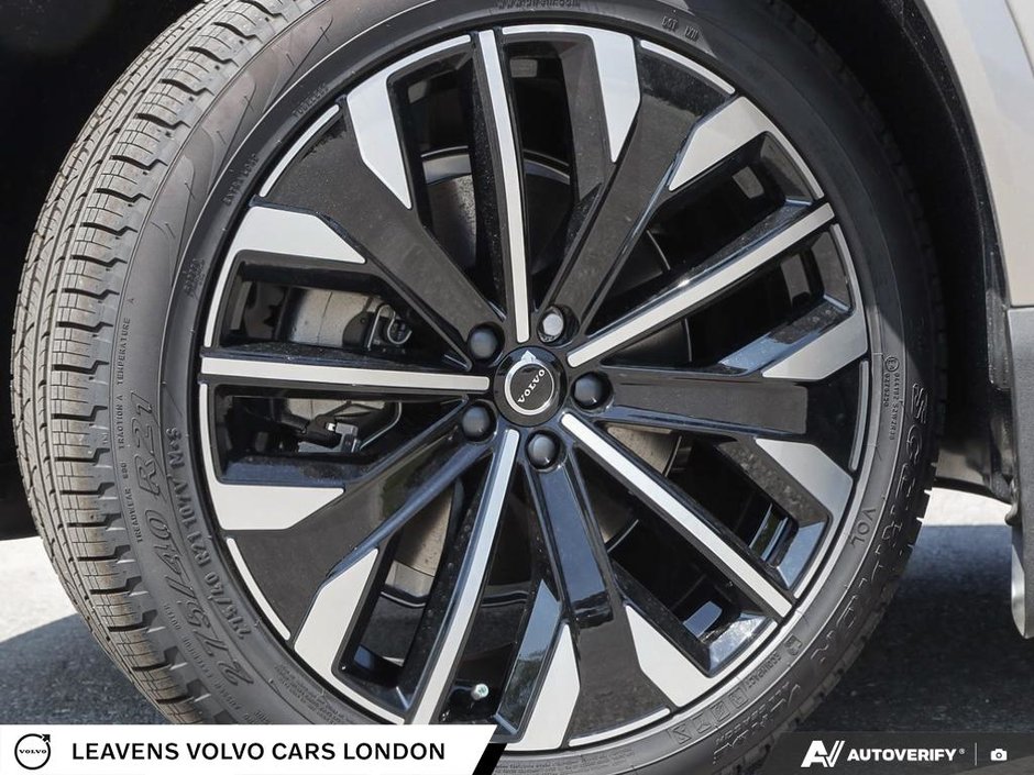 2027 Volvo XC90 ULTRA DARK THEME-5