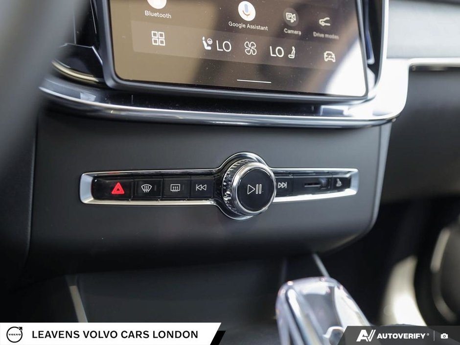 2027 Volvo XC90 ULTRA DARK THEME-19