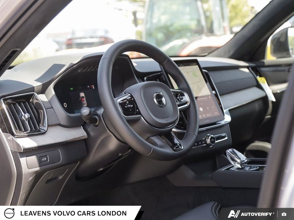 2027 Volvo XC90 ULTRA DARK THEME-12
