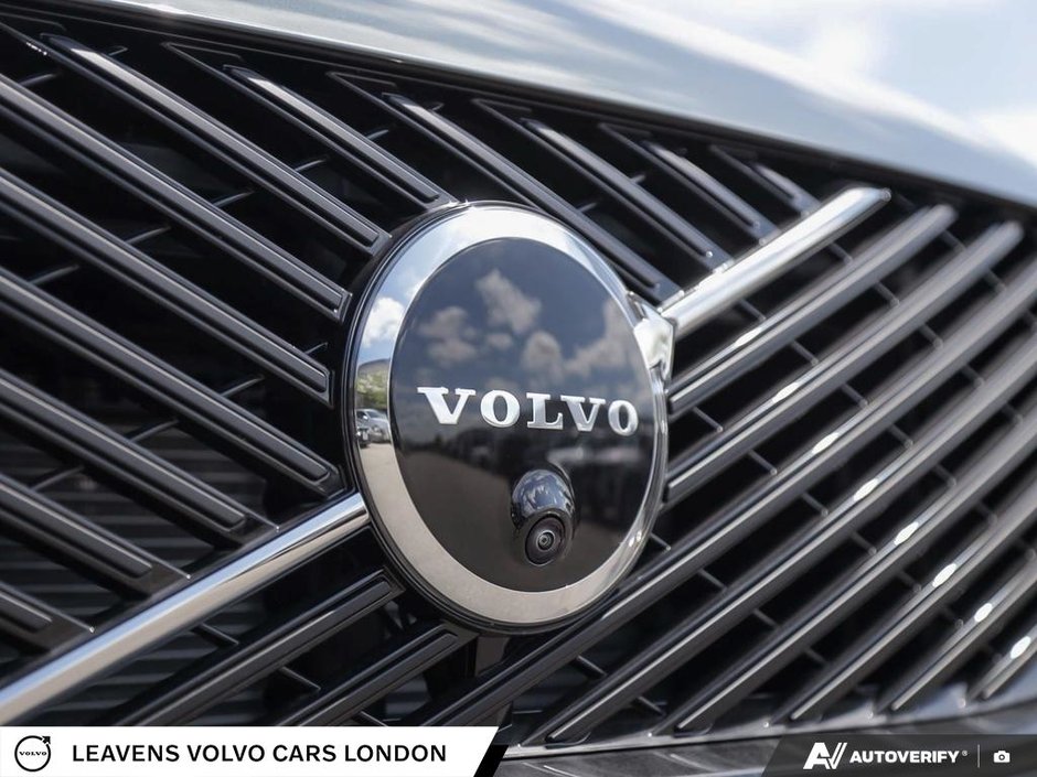 2027 Volvo XC90 ULTRA DARK THEME-8