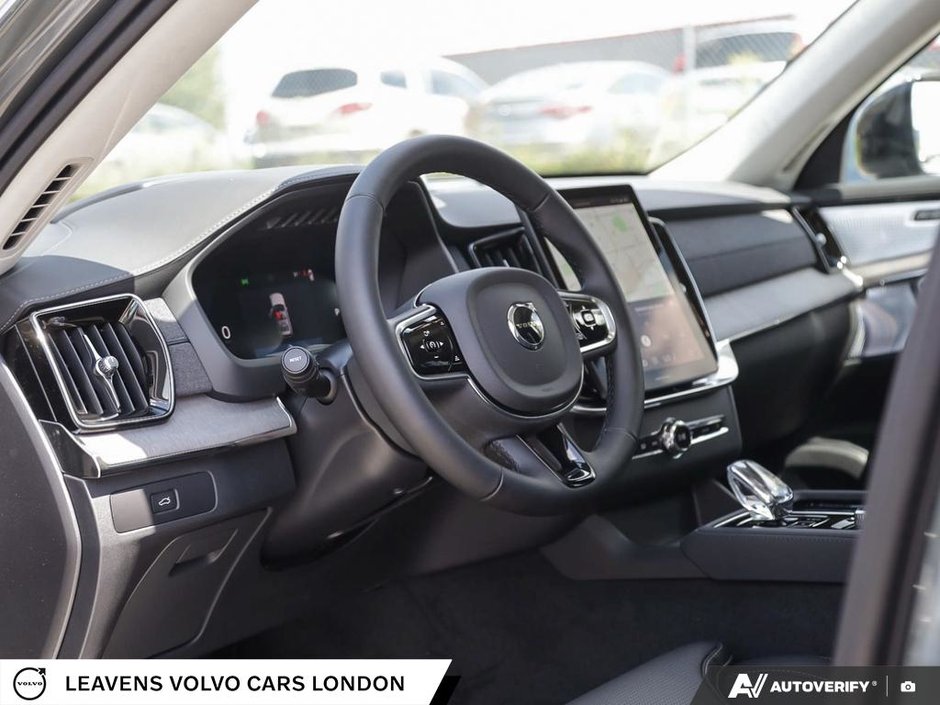2027 Volvo XC90 ULTRA DARK THEME-12
