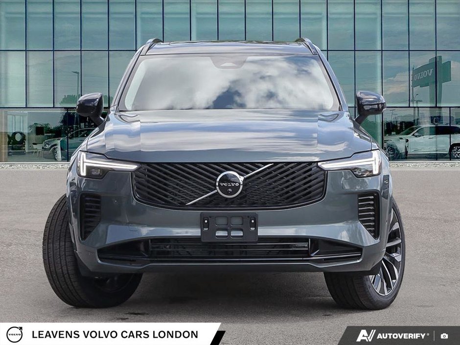 2027 Volvo XC90 ULTRA DARK THEME-1