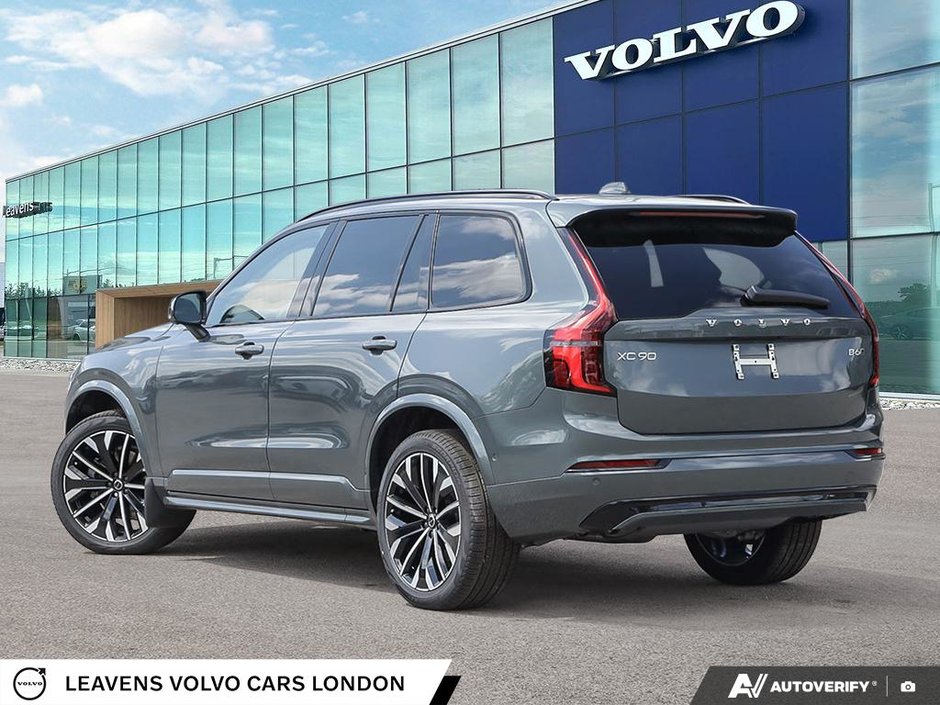 2027 Volvo XC90 ULTRA DARK THEME-3