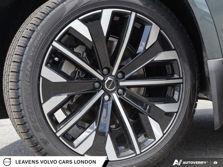 2027 Volvo XC90 ULTRA DARK THEME-5