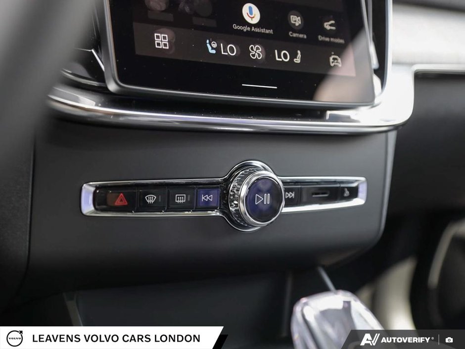 2027 Volvo XC90 ULTRA BRIGHT THEME-19