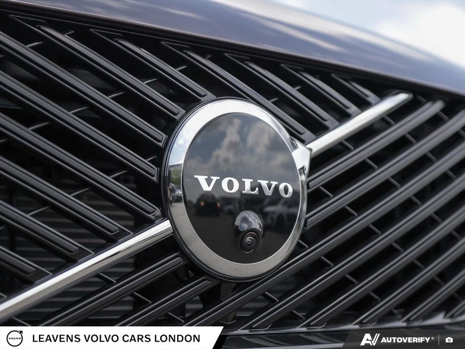 2027 Volvo XC90 ULTRA DARK THEME-8
