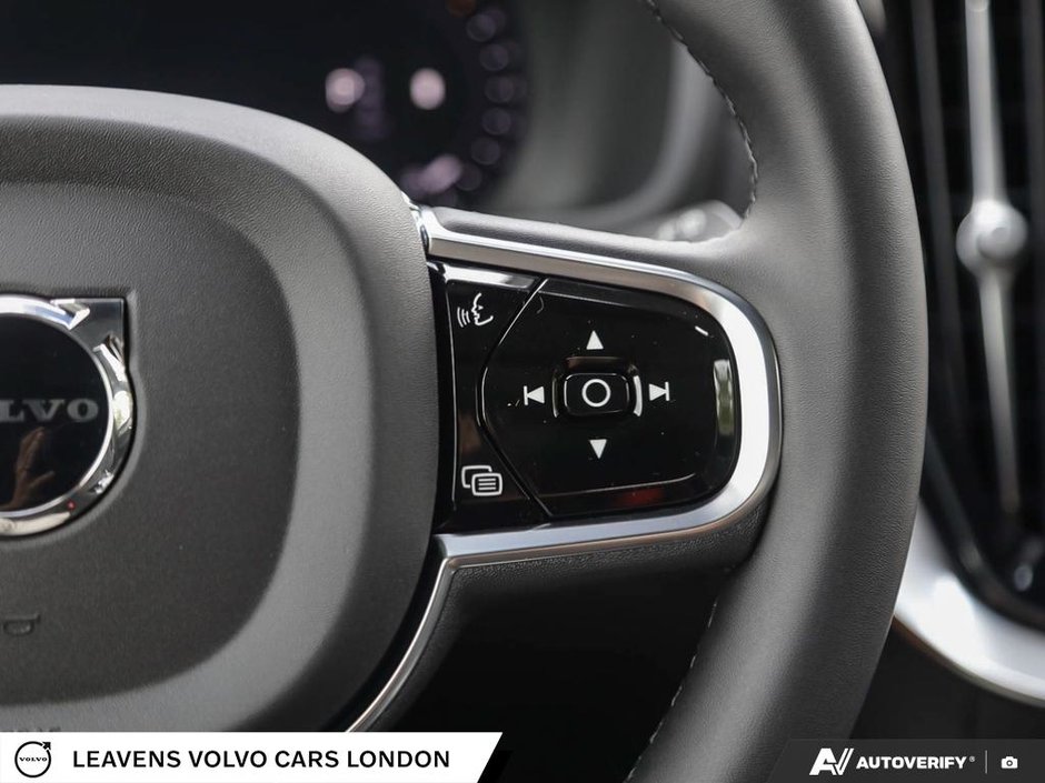 2027 Volvo XC90 Ultra Black Edition 7-Seater-17