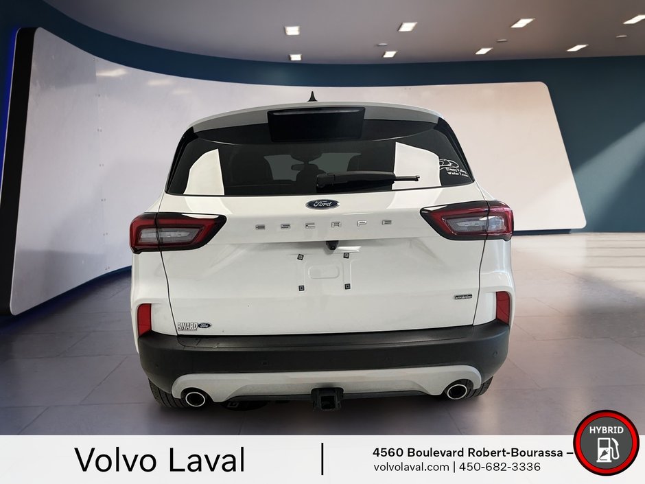 Ford Escape PHEV 2024-5